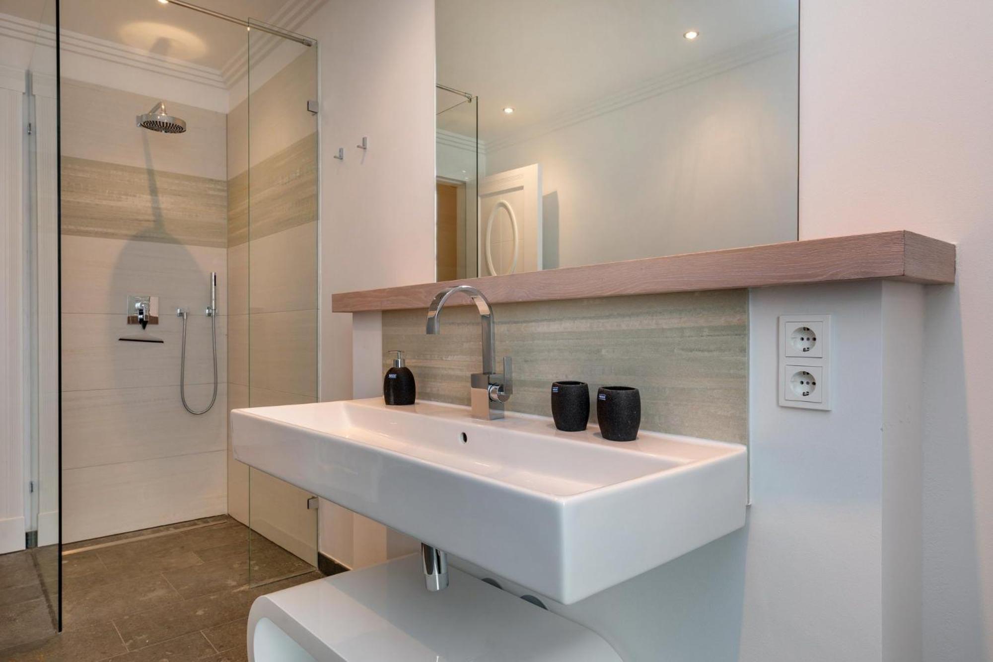 Villa Theres Dolphin Sellin  Ngoại thất bức ảnh
